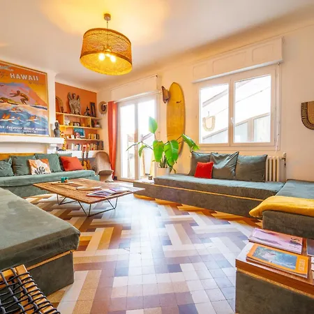 La Boga Surf House *